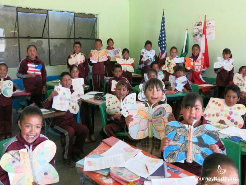 090117 Students with their Symbolic Monarchs in Mexico