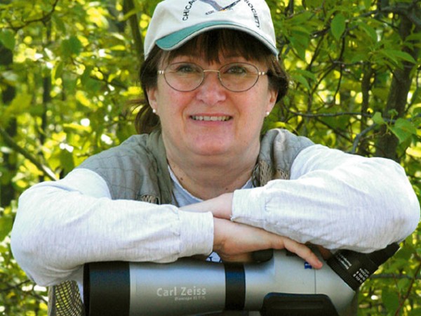 Image of ornithologist Laura Erickson