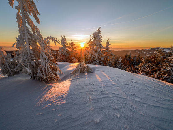 Sunrise in winter.